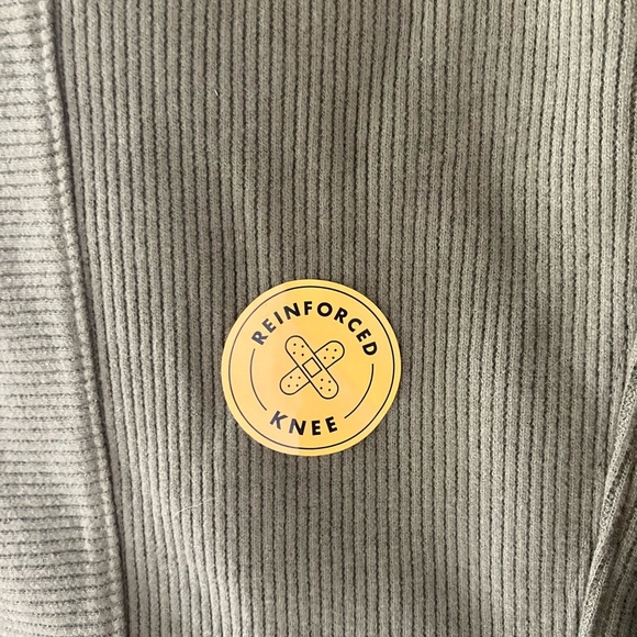 🐱 NWT Cat & Jack Girls' French Terry Jogger Pants - Army Green Size Small 6/7 - Picture 3 of 7